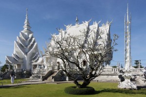 temple-blanc-wat-phra-kaeo-a-chiang-rai